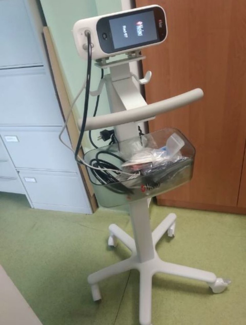 Szpital Powiatowy w Radomsku otrzymał nowy sprzęt do walki z koronawirusem