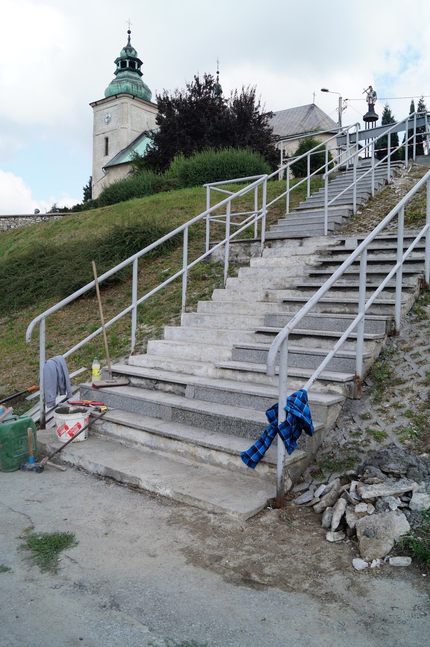 Remont schodów al. Kołłątaja w Będzinie