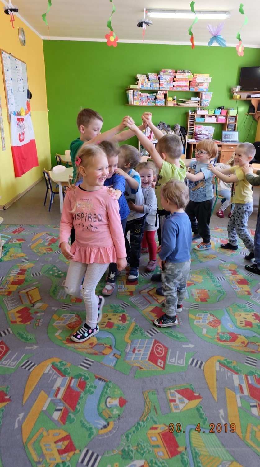 Przedszkole "Pod Aniołami" w Starzynie - Dzień Flagi 2019