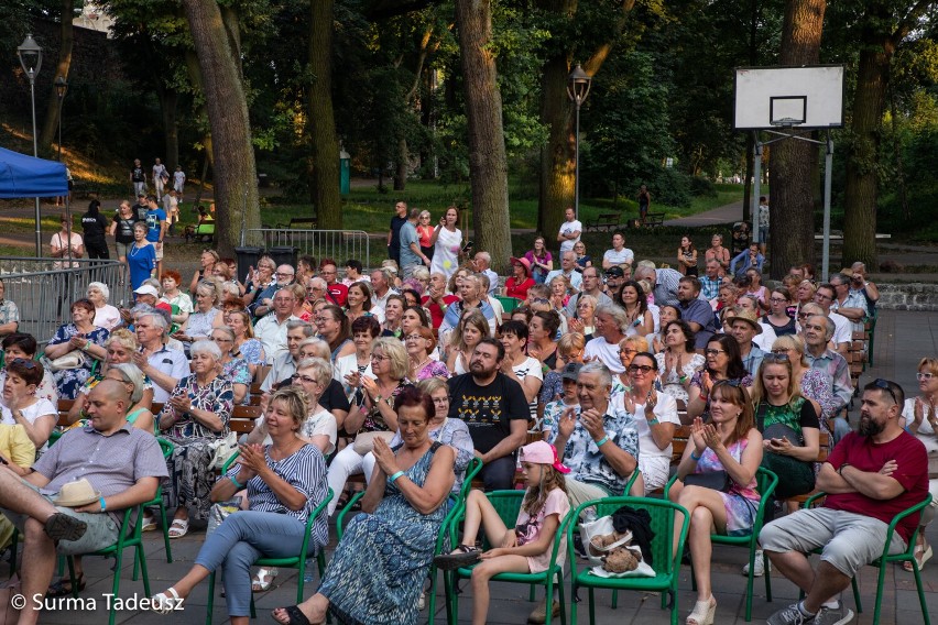 COOLturalne wakacje 2021 w Stargardzie. Bo do tanga trzeba... świetnych artystów sceny Art Cafe oraz niezawodnej stargardzkiej publiczności!