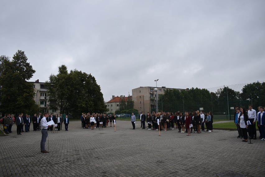 Inauguracja roku szkolnego 2020/21 w Zespole Szkół Technicznych w Pleszewie