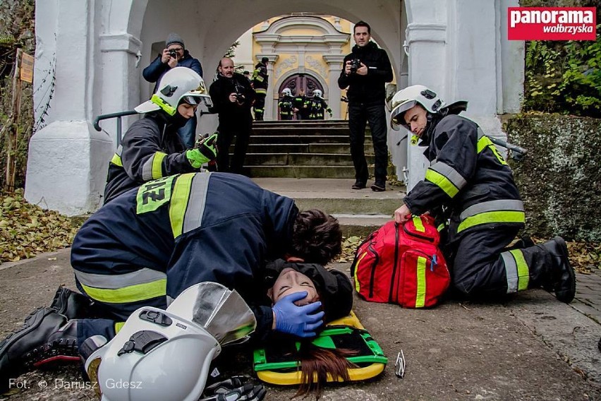 Stare Bogaczowice: Ćwiczenia straży pożarnej w kościele