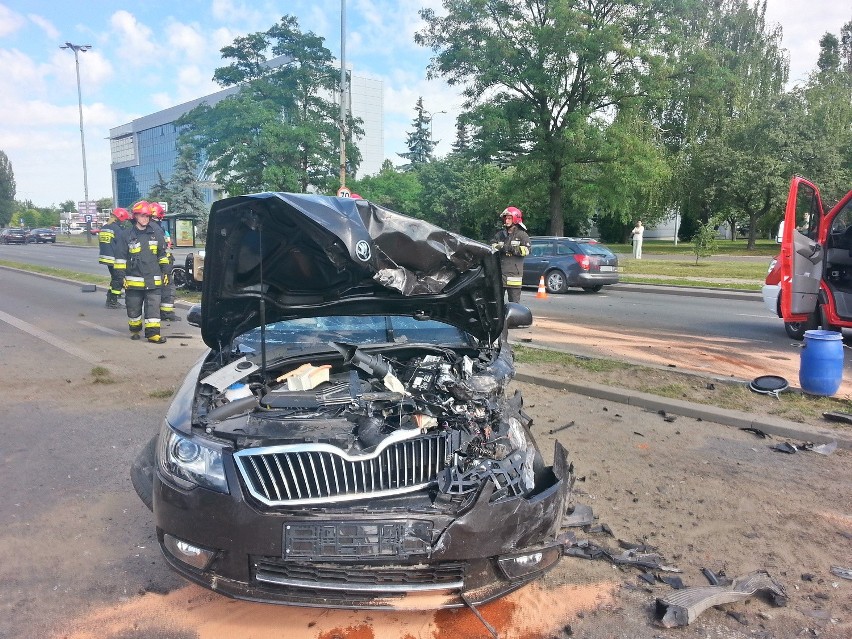 Wypadek na Aleksandrowskiej w Łodzi.