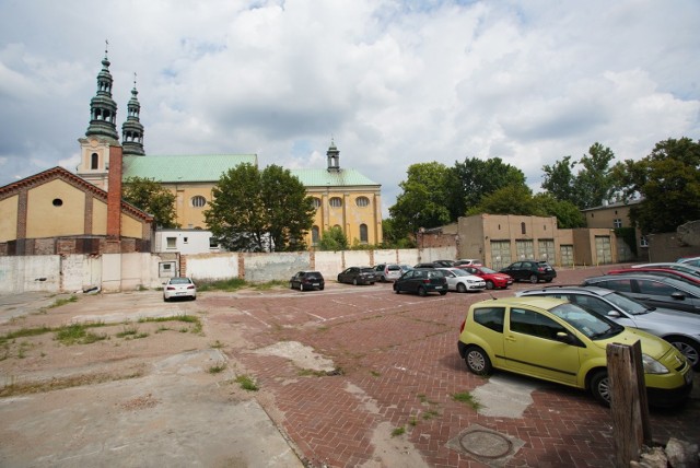 Przy ul. Marii Magdaleny, w sąsiedztwie placu Bernardyńskiego powstanie wielopoziomowy parking