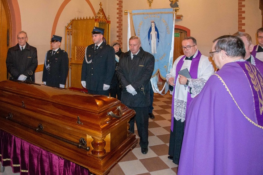 Pogrzeb ks. Franciszka Lisińskiego w Redzie |ZDJĘCIA
