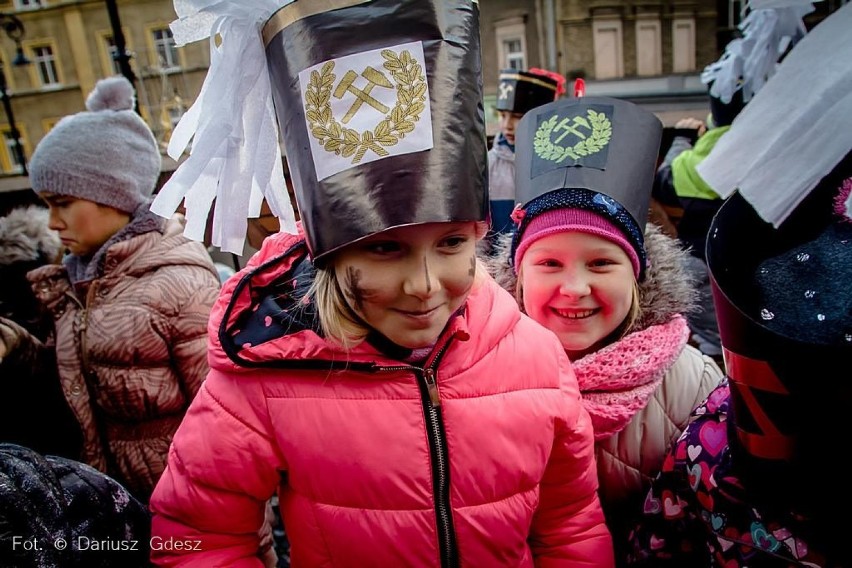 Wałbrzych: Barbórka 2018.Wielka Parada Górnicza [ZDJĘCIA]