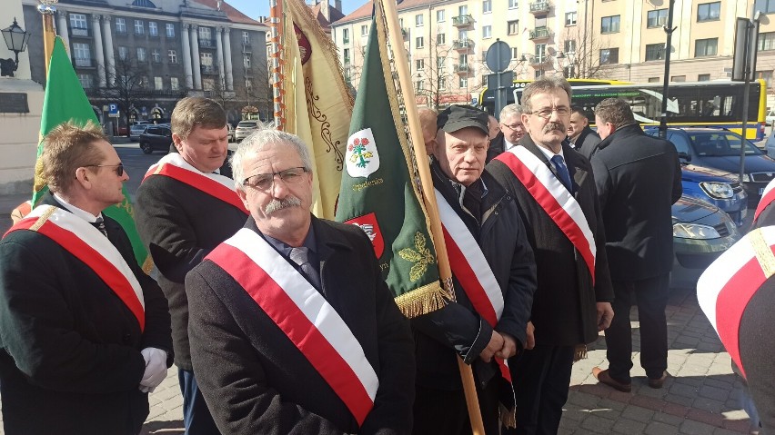 Pielgrzymka sołtysów do świętego Józefa w Kaliszu.