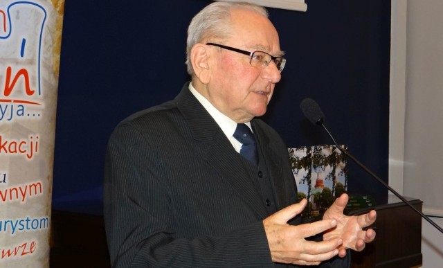 Prof. Tadeusz Olejnik jest znawcą historii pożarnictwa