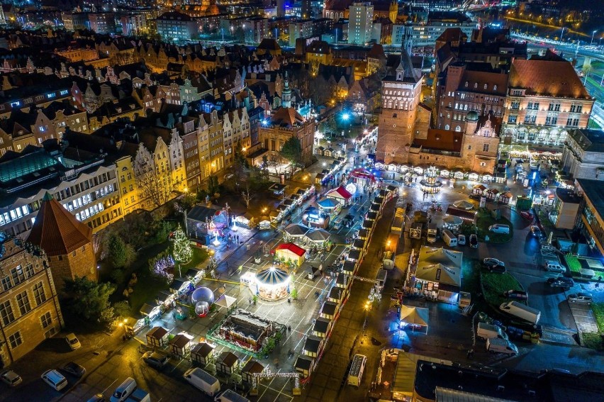 Jarmark Bożonarodzeniowy w Gdańsku. Tak wygląda nocą