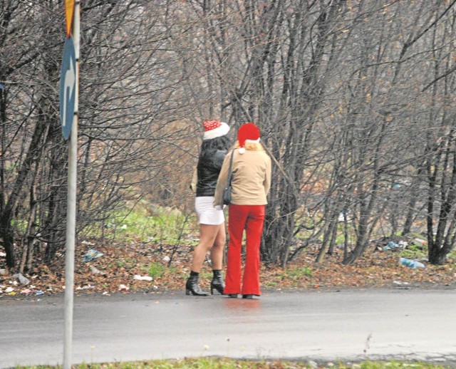 Nastolatkę uratowała matka, która choć sama się prostytuowała, dla córki chciała lepszego życia.