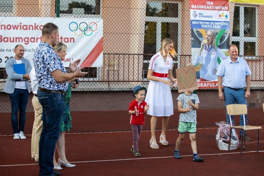 Iga była oblegana przez swoich kibiców przez ponad godzinę....