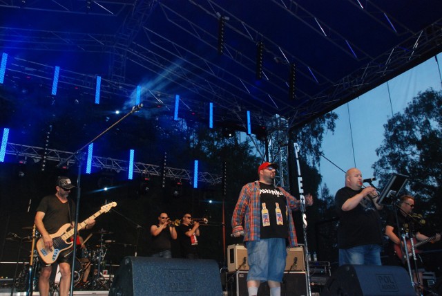 Dni Ziemi Sierakowskiej 2015. Koncert "Piersi"