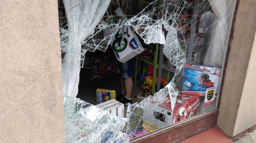 Włamanie do sklepu z zabawkami przy ul. Kościuszki