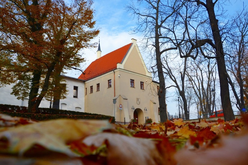 Zamek Piastowski w Raciborzu w jesiennej aurze