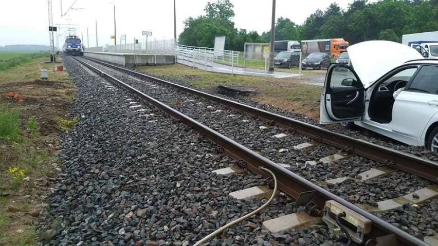 Wypadek na przejeździe kolejowym w Tarnowie! 