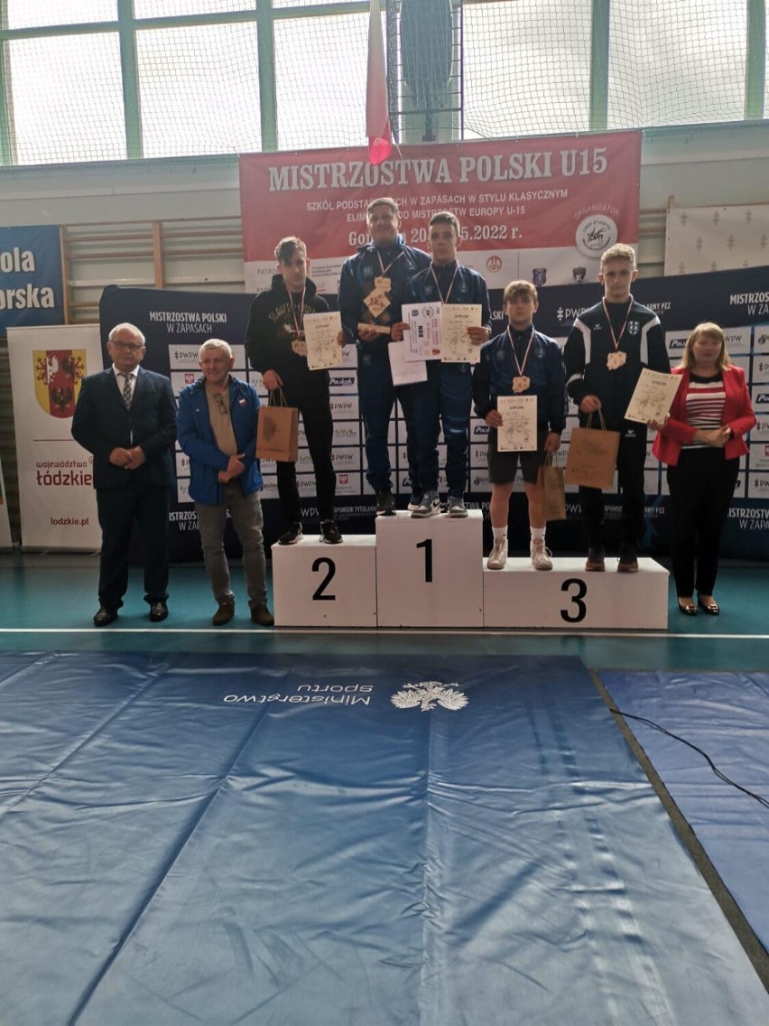 Złoto i brąz dla Cartusii w zapaśniczych mistrzostwach Polski U15