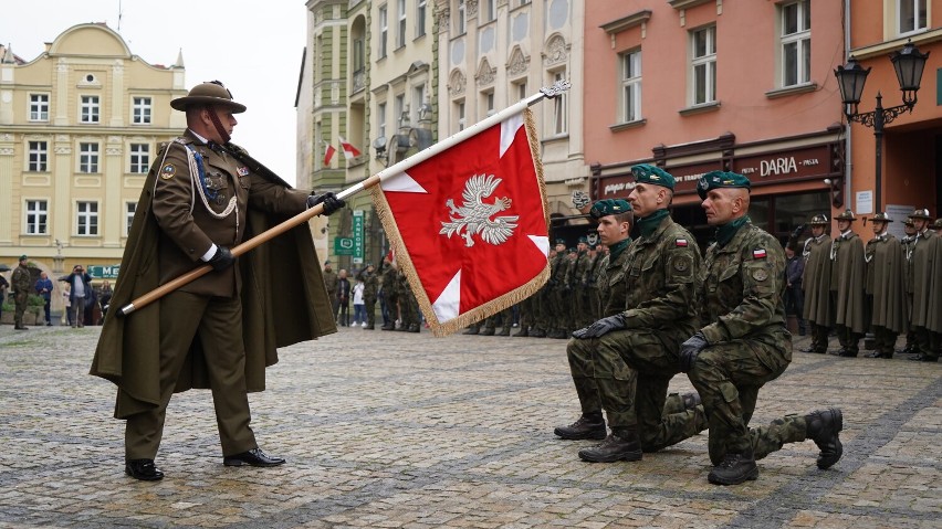 Kłodzko: powiatowe i miejskie obchody Święta Konstytucji...