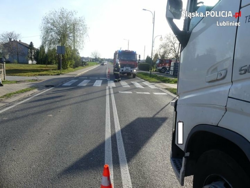 Lubliniec. Wypadek na DK 46 w Kochanowicach z udziałem motocyklisty i ciężarówki