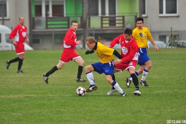 Czwartoligowe derby LKS-u ze Stalą zakończyły się efektowną wygraną drużyny z Pleszewa