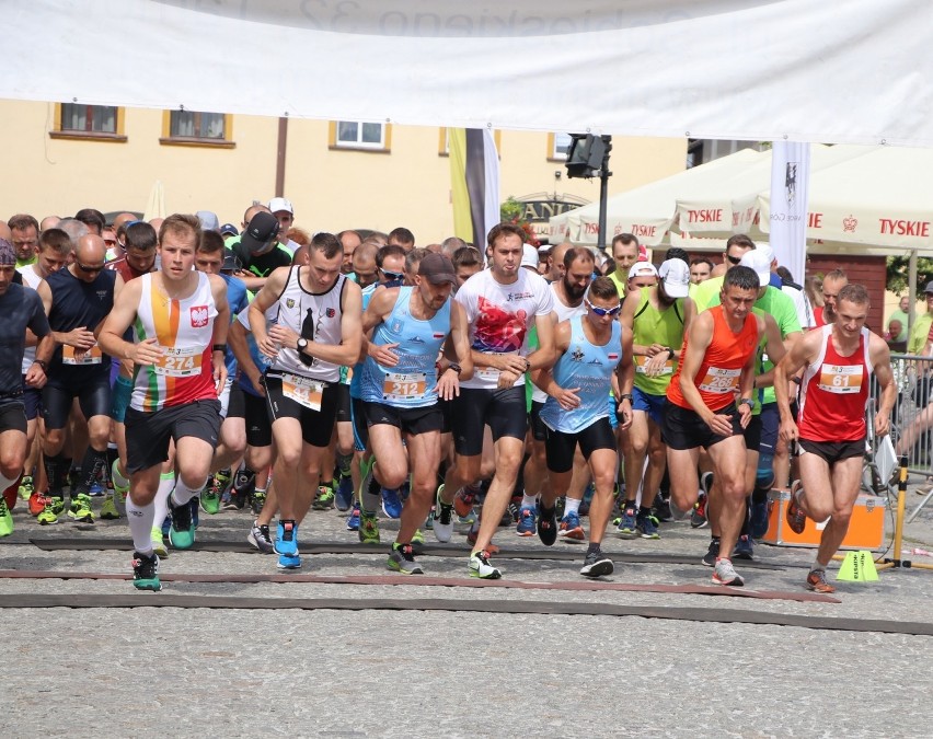 W III Tarnogórskim Półmaratonie startowało ponad 400...