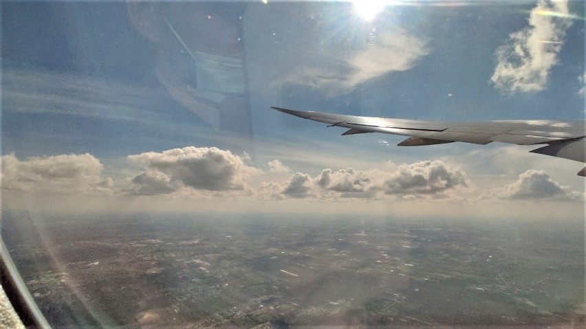Dąbki i jezioro Bukowo widziane z okna samolotu przez podróżnych [zdjęcia]