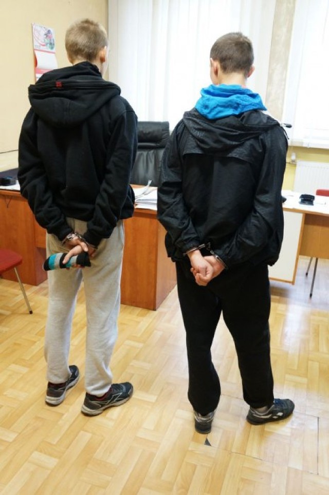 Policja Siemianowice: Policjanci zatrzymali dwóch nieletnich na ucieczce