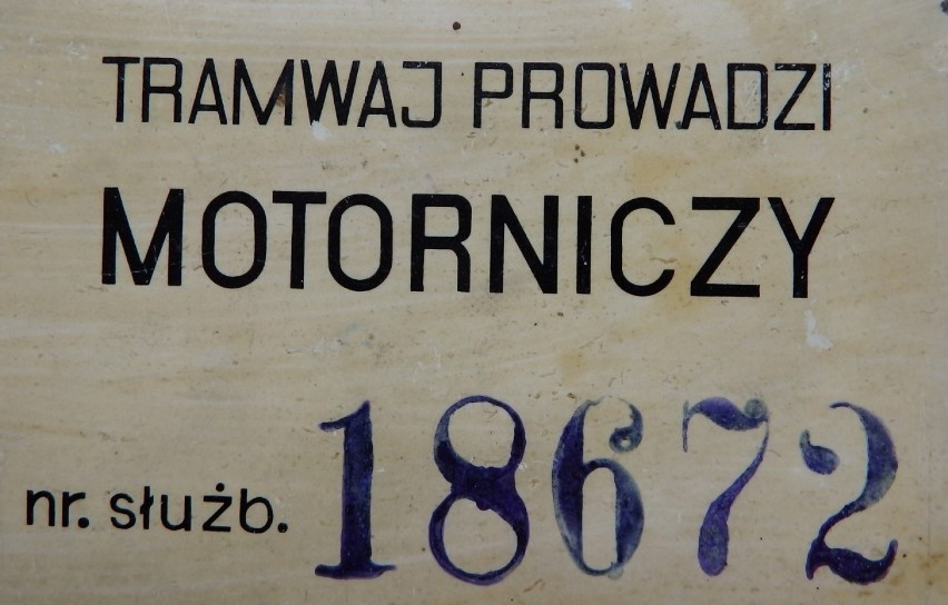 Mieszkanka Rzgowa przekazała dokumenty ojca, który był motorniczym