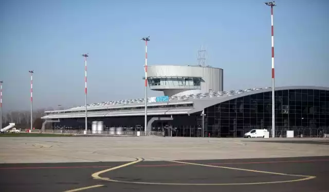 Lotnisko w Łodzi oszczędza i zwalni pracowników | Łódź Nasze Miasto