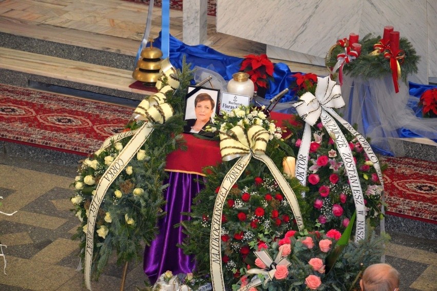 Msza pogrzebowa doktor Barbary Floras-Suduł. Żegnała ją rodzina i przyjaciele [ZDJĘCIA]