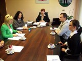 Powiat nowodworski podpisał dwie umowy na dofinansowanie projektów ze środków PFRON