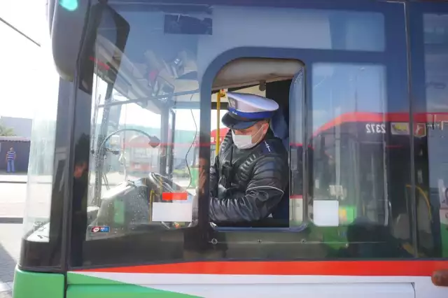 Kontrole autobusów wiozących je na letni wypoczynek. Wykaz punktów w Małopolsce