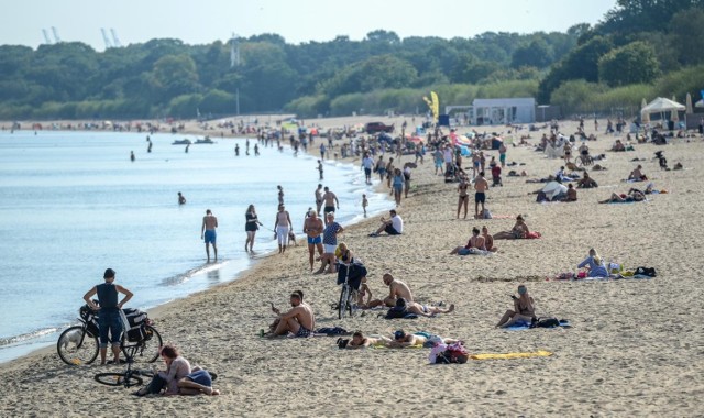 Luzowanie obostrzeń. 26 czerwca odmrożona zostaje najdłużej zamknięta branża - branża rozrywkowa. Ruszają dyskoteki i kluby nocne.

Co jeszcze zmienia się od 26 czerwca do końca wakacji? Sprawdź koniecznie na kolejnych slajdach >>>>>