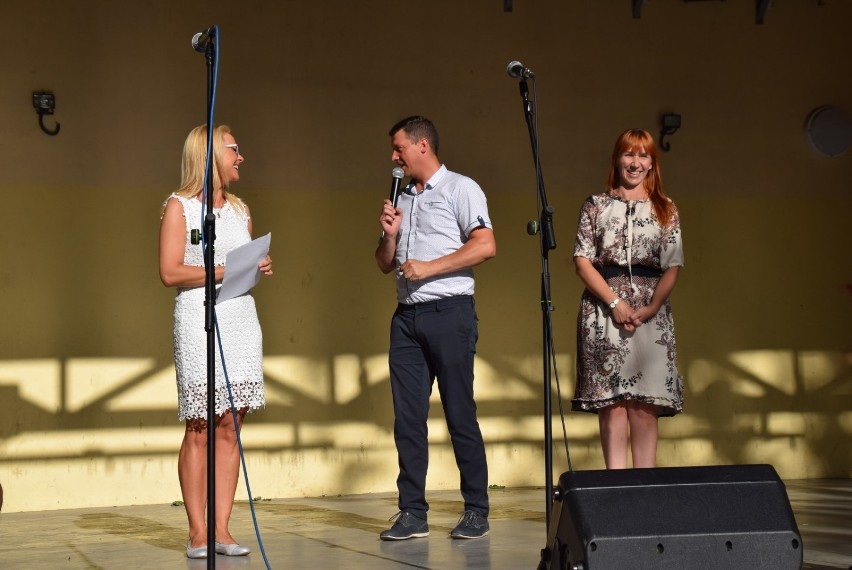 Biesiada z folklorem w Kłecku: tańce, śpiewy, warsztaty i wiele innych atrakcji [FOTO, VIDEO]