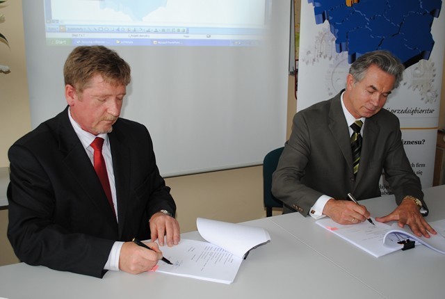 ARR w Koninie podpisała umowę z Bankiem Gospodarstwa Krajowego na wprowadzenie projektu &#8222;JEREMIE&#8221;