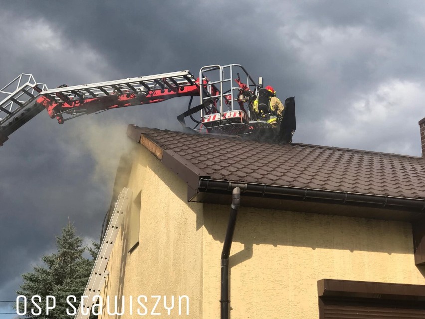 Pożar we wsi Werginki koło Stawiszyna. Palił się dom...