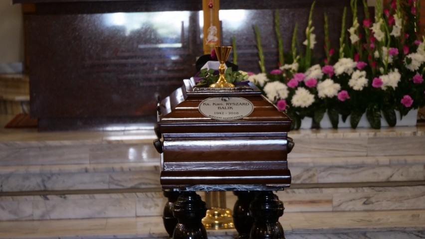 Uroczystości pogrzebowe w parafii pw. bł. Jolenty i na...