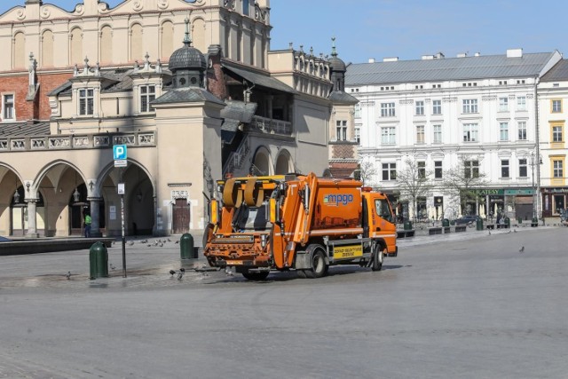 W Krakowie sprawie podwyżek na razie uzgodniono wysokość opłaty za wywóz śmieci.