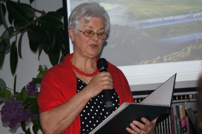 Wieluń: Spotkanie z poezją Eleonory Grondowej
