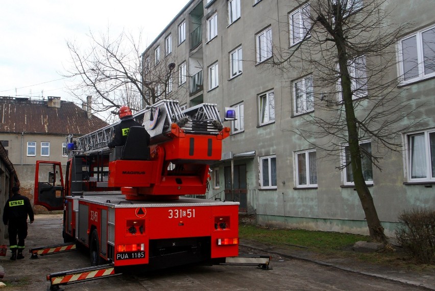 Kobieta zasłabła, akcja służb ratunkowych