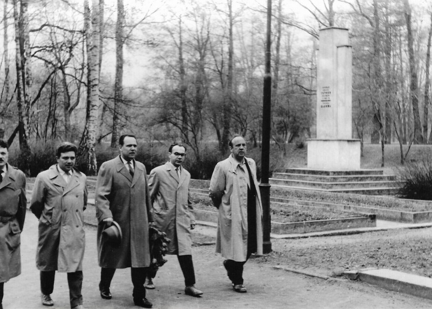 Cmentarz żołnierzy radzieckich w Kaliszu w okresie PRL