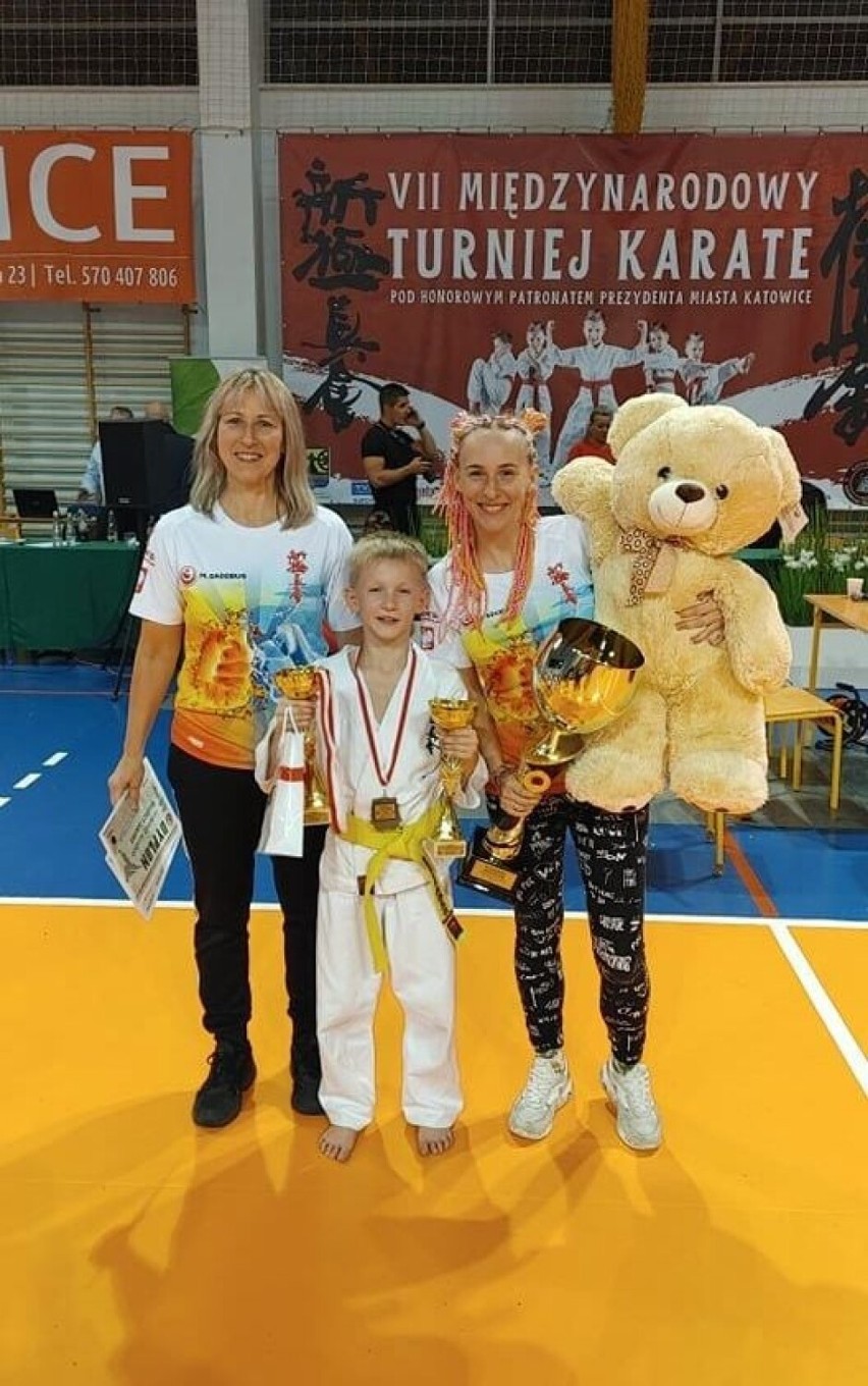 Sosnowiecki Klub Karate walczył na zawodach w Katowicach....