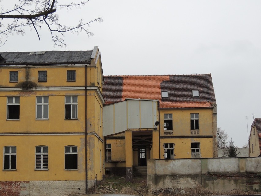 Budynek widać też od strony ul. Bydgoskiej. Niestety, do...