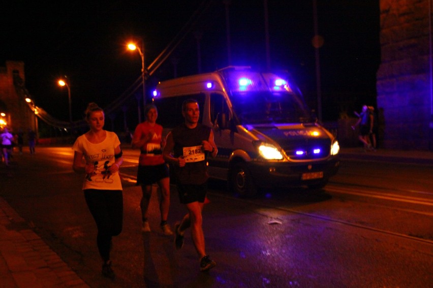 Nieoficjalny Nocny Wrocław Półmaraton 2013