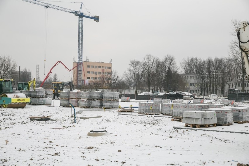 Parking w Małym Płaszowie miał być gotowy do końca stycznia....