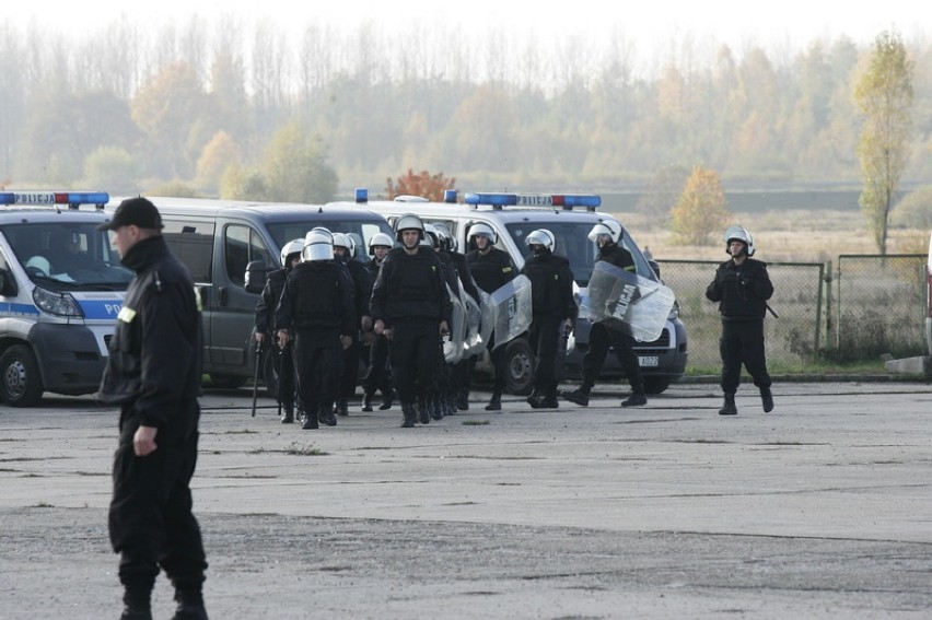 Policjanci z regionu ćwiczyli w Legnicy [ZDJĘCIA]