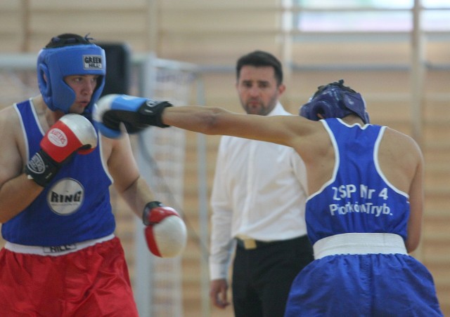 Uczniowie ZSP nr 4 teraz w nowej hali mogą rozwijać swoje pasje sportowe.