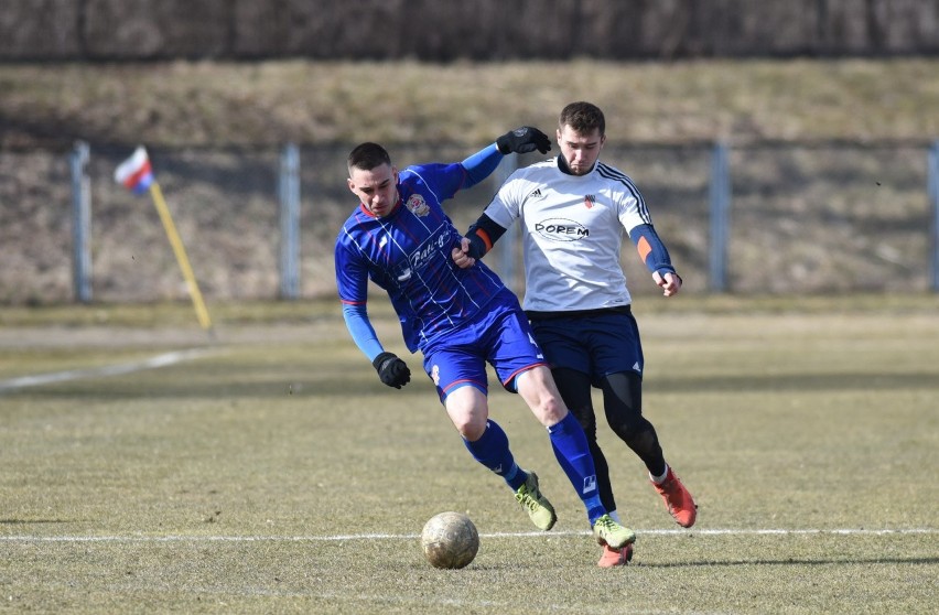 Polonia Przemyśl przegrała sparing z Piastem Tuczempy 1:3 [ZDJĘCIA]