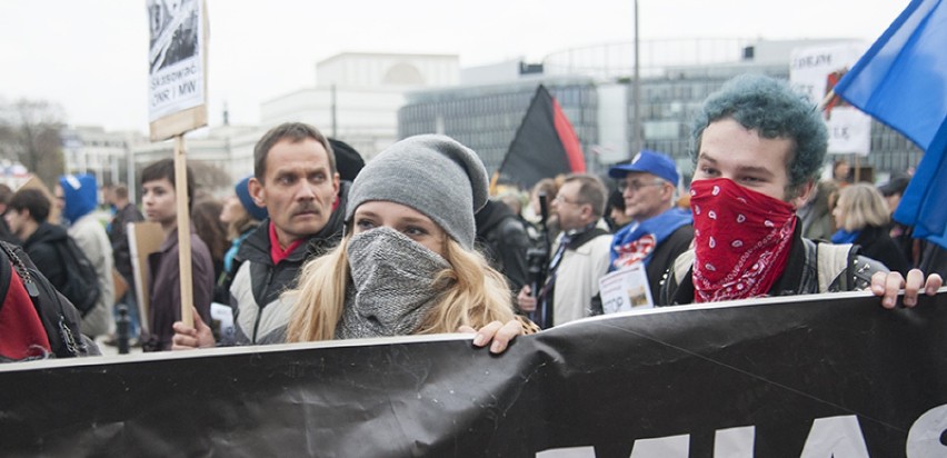 Marsz antyfaszystów w Warszawie - 9 listopada 2013