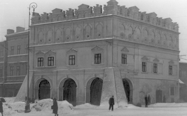Kamienica Orsettich w 1944 roku.