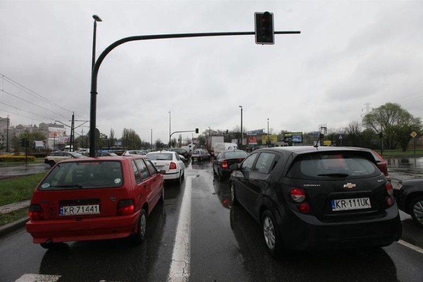 Kraków. Szykują się kolejne utrudnienia na trasie do Nowej Huty. Wkrótce remont ronda Dywizjonu 308 